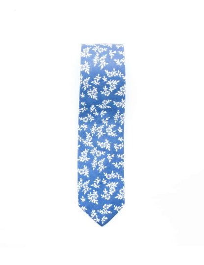 Blue with White Floral Woven Necktie NT9.8